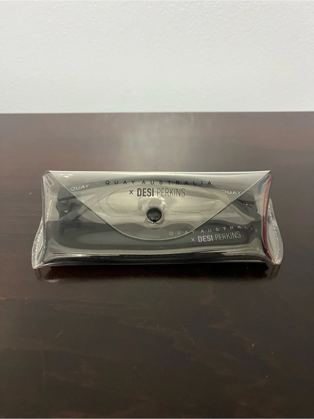 Quay Australia Shield Sunglasses w/case - Black